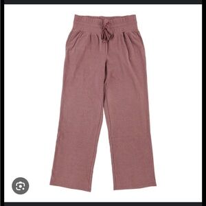 Mondetta Cozy Mauve Straight Leg Pants